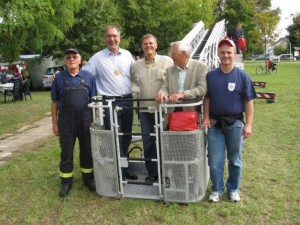 Die Feuerwehr Strausberg wollte schon abbauen, ließ uns drei aber noch einmal nach oben fahren